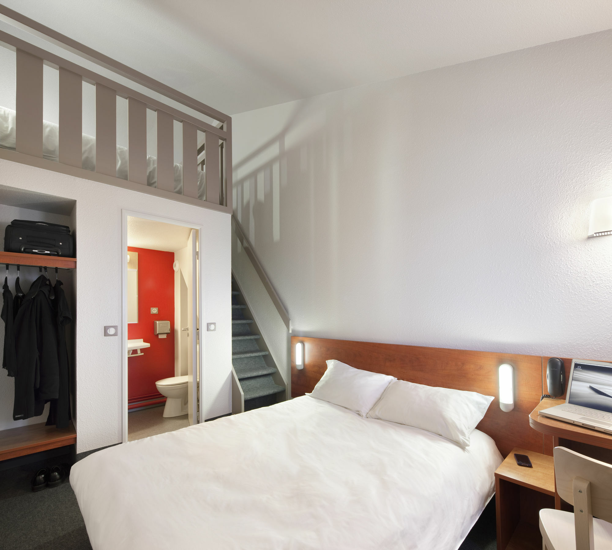 B&B Hotel Angers 1 Beaucouzé Exterior photo